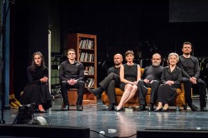 Iz predstave "To nikad nigdje nije bilo", režisera Dine Mustafića