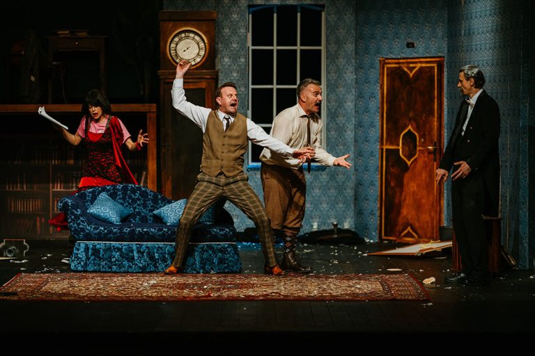 Iz predstave "Predstava koja je krenula po zlu"