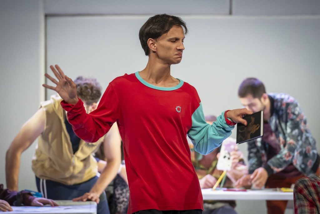 predstava „Na slovo F“, autorice Lejle Kalamujić, u režiji Ive Milošević.