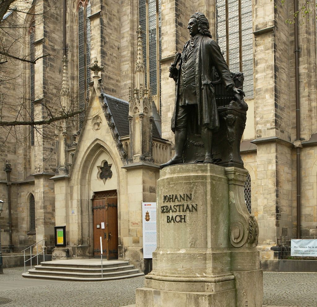 Statua Johanna Sebastiana Bacha i notni zapis