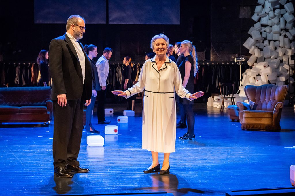 Iz predstave "To nikad nigdje nije bilo", režisera Dine Mustafića