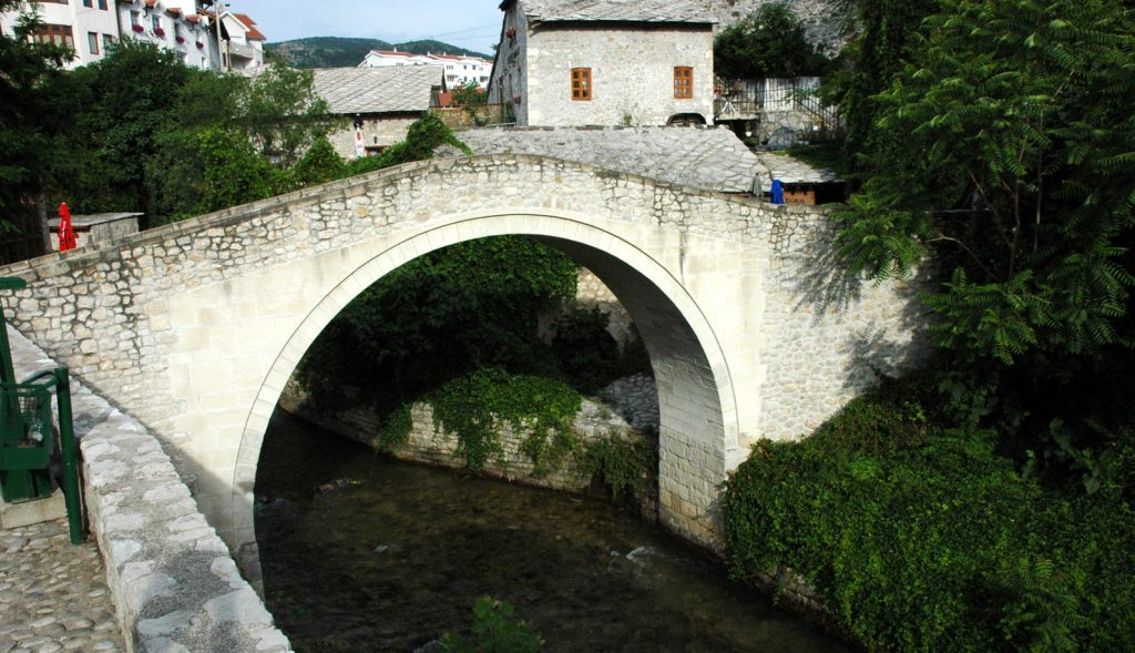 Stari kameni most i historijski spomenik u Bosni i Hercegovini
