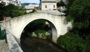 Stari kameni most i historijski spomenik u Bosni i Hercegovini