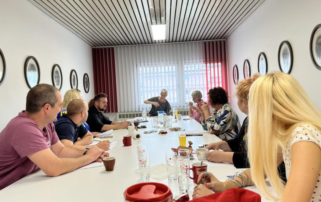 Počele probe za predstavu „Mama se opila ko majka“