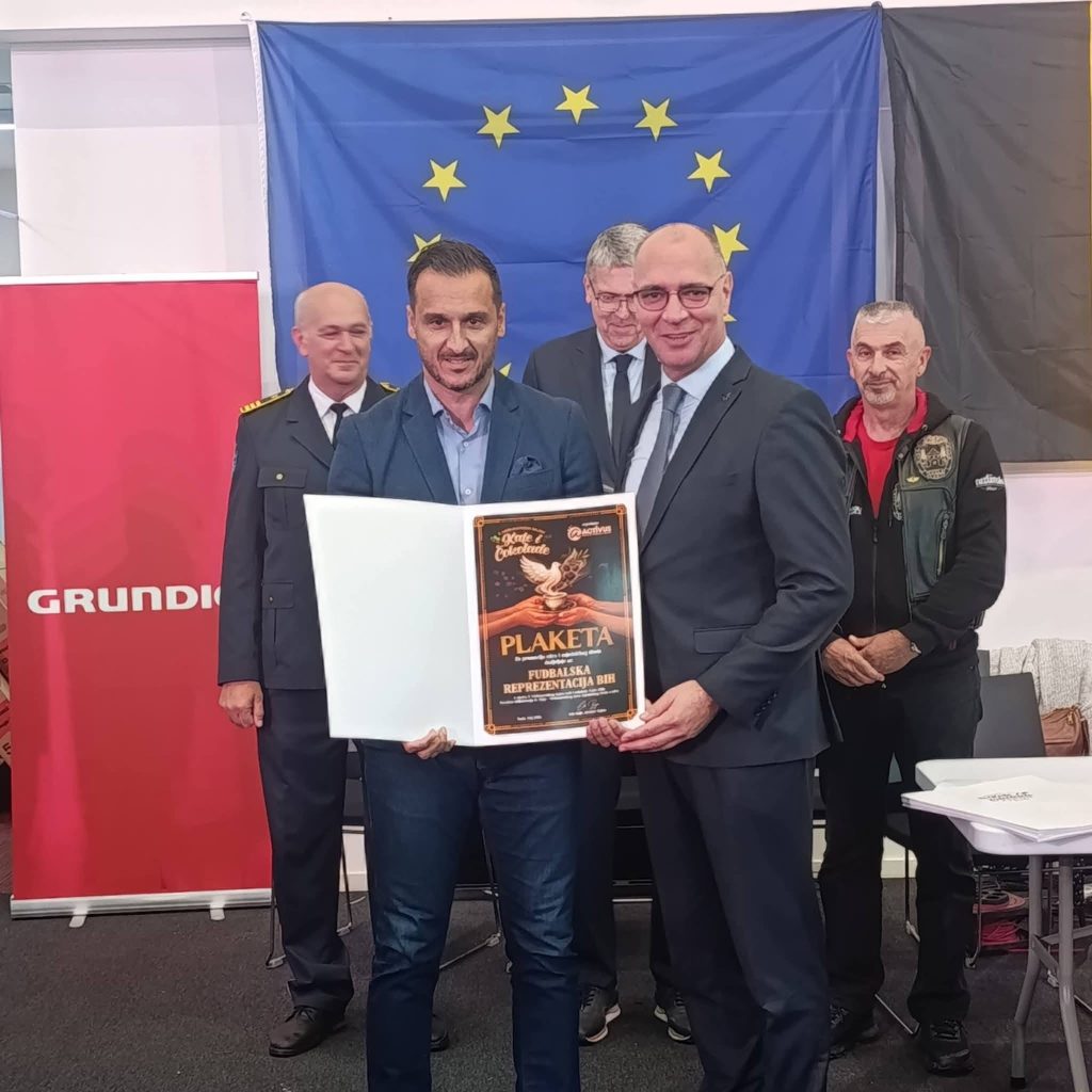 Plaketa za fudbalsku reprezentaciju BiH
