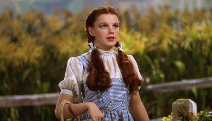 Judy Garland kao Dorothy u filmu Čarobnjak iz Oza iz 1939. godine